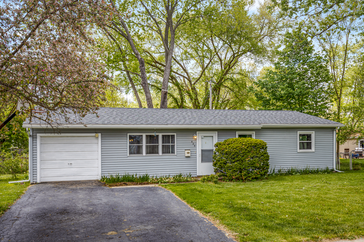 PropertyUP MLS 11086277 for sold 425 Dunbar Wauconda, Illinois 60084