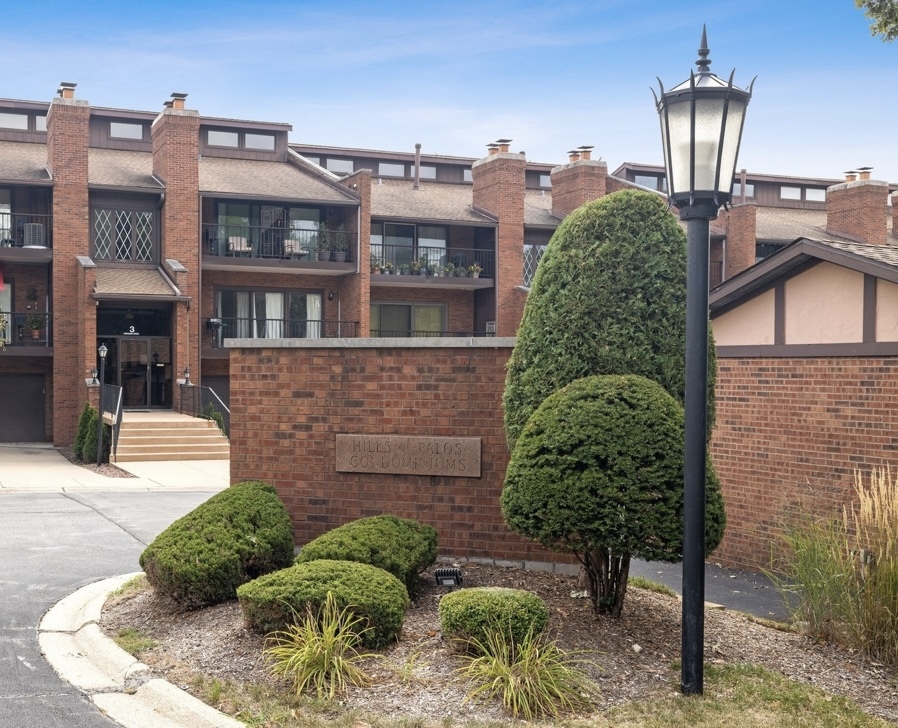 Palos Hills IL Homes for Sale Palos Hills Real Estate Bowers Realty