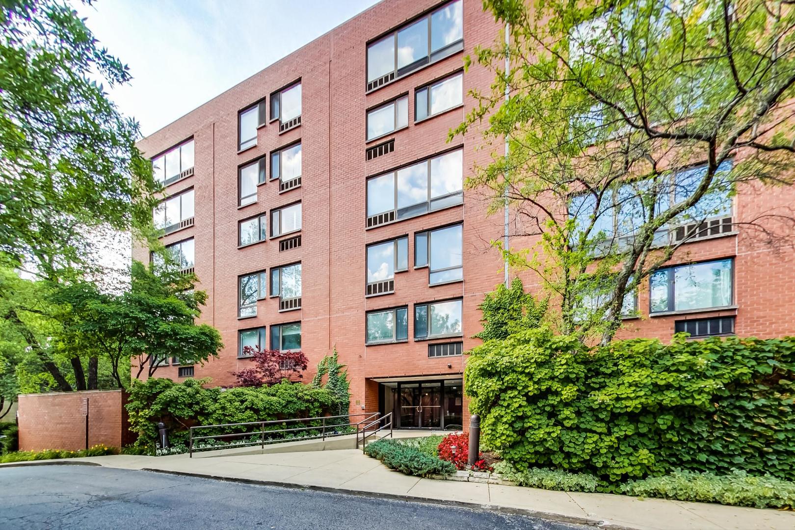 Dearborn Park in Chicago IL Homes for Sale Dearborn Park in Chicago