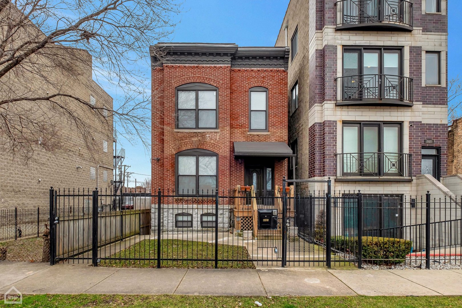 4 House in East Garfield Park