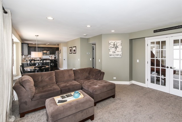 449 Farnsworth Circle