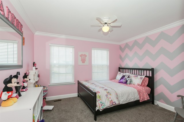 449 Farnsworth Circle