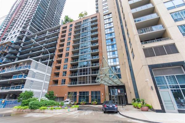 420 East Waterside Drive,Chicago,IL-2536-0