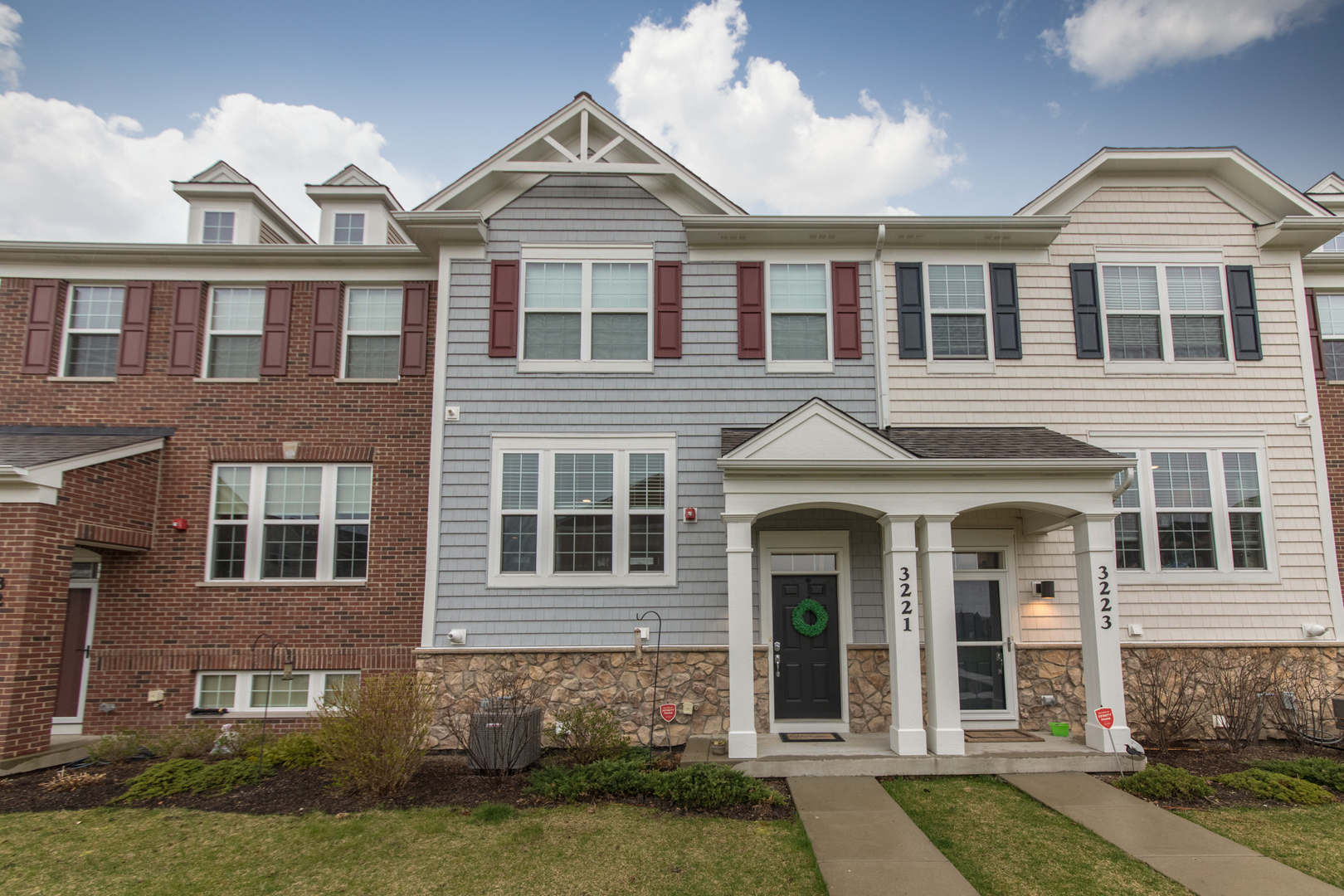 Regency At The Glen in Glenview IL Homes for Sale Regency At The Glen