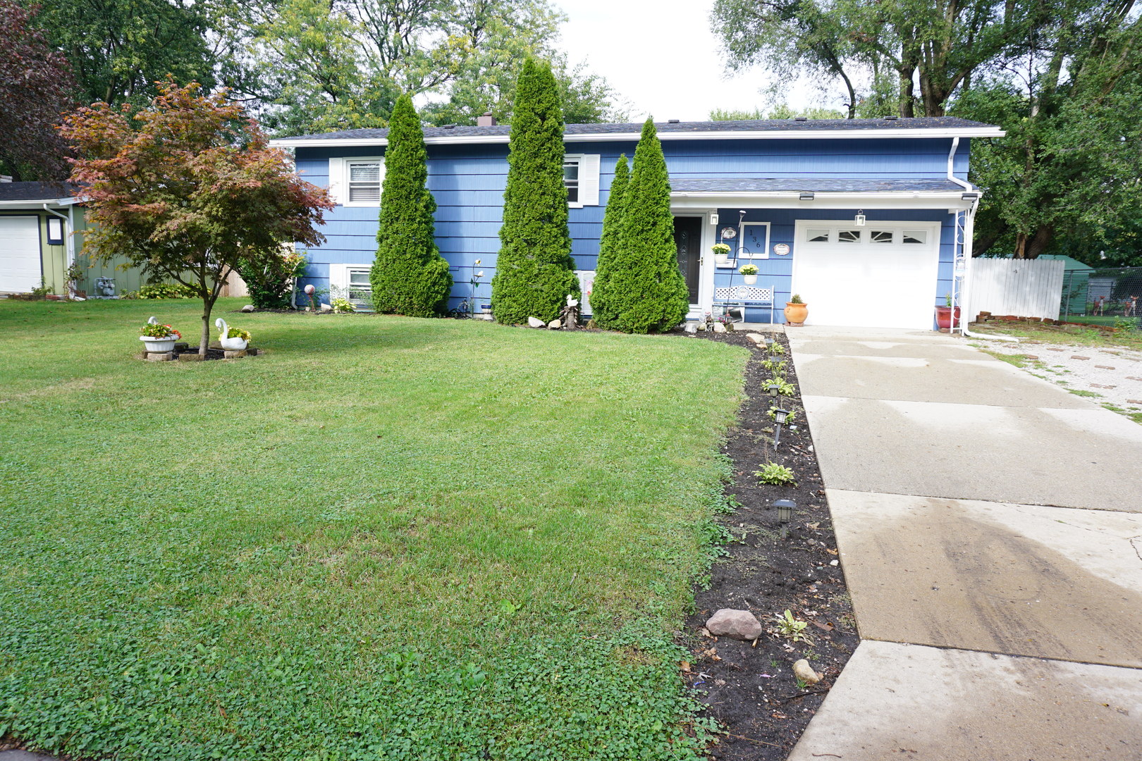 Boulder Hill in Montgomery IL Homes for Sale Boulder Hill in Montgomery Real Estate Bowers