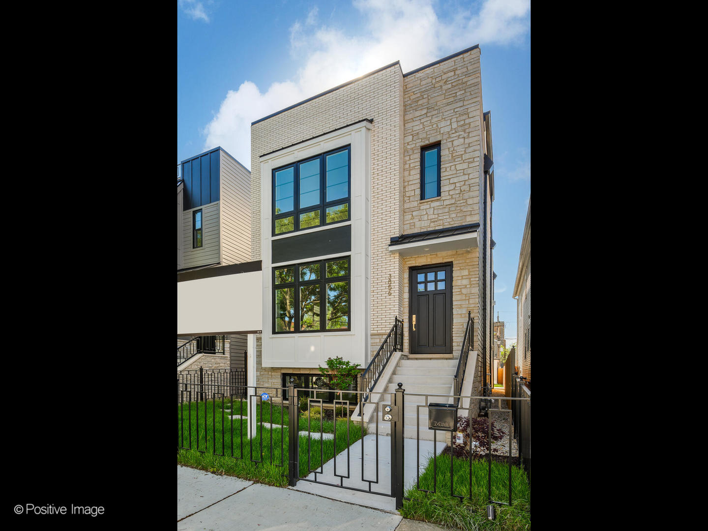 5 House in Irving Park