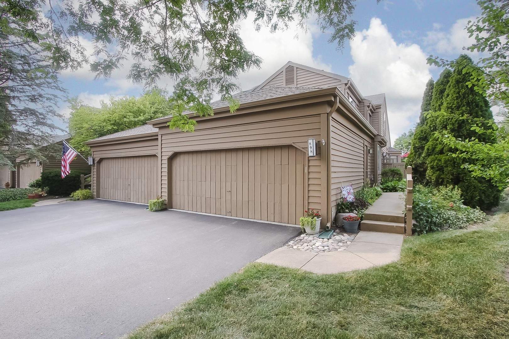 Lake Barrington Shores in Lake Barrington IL Homes for Sale Lake