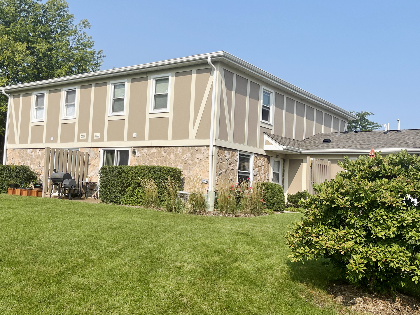 Nantucket Cove in Schaumburg IL Homes for Sale Nantucket Cove in Schaumburg Real Estate