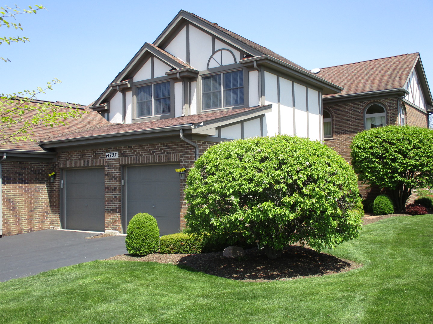 Crystal Tree in Orland Park IL Homes for Sale Crystal Tree in Orland