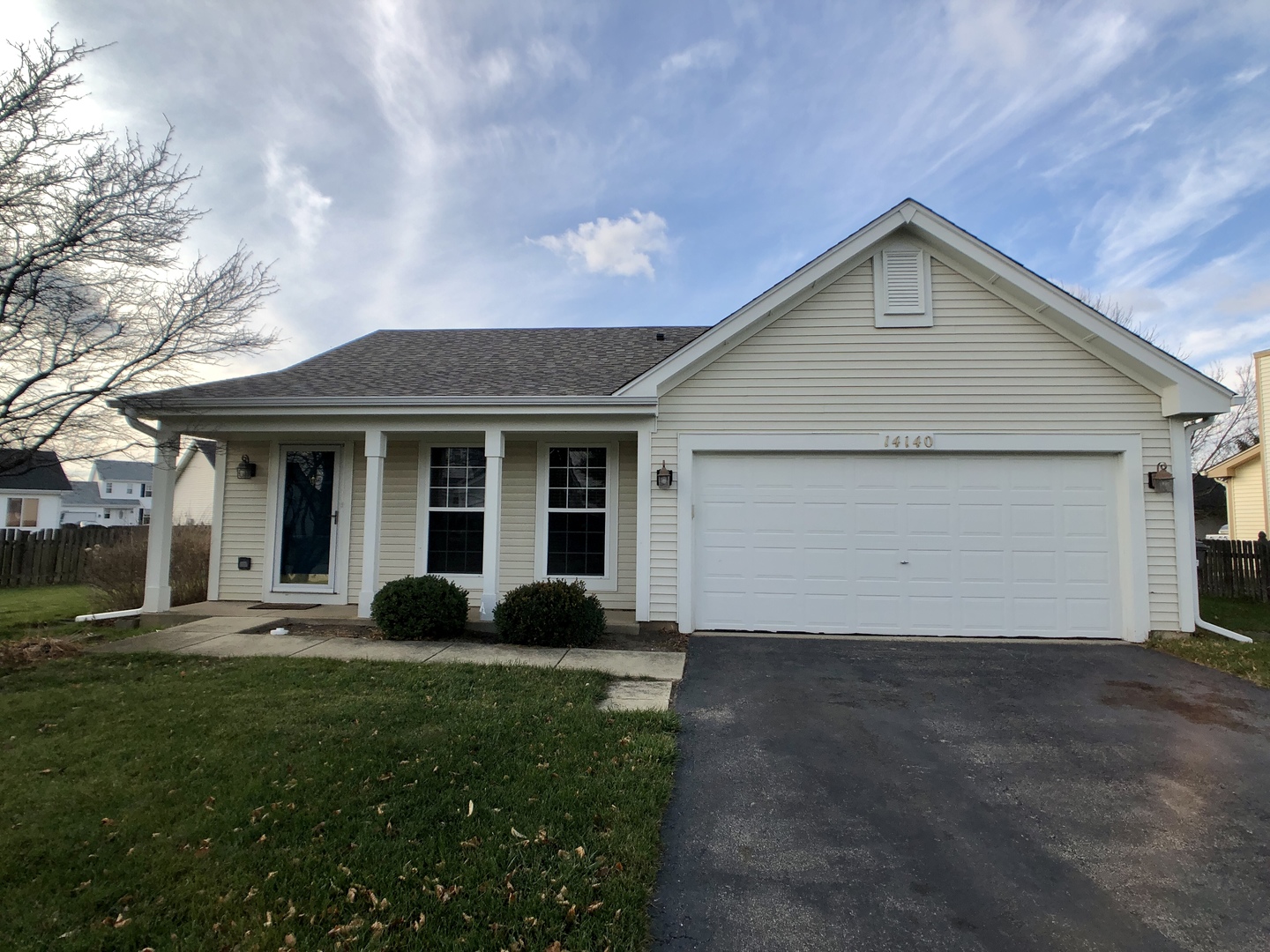 Lakewood Falls in Plainfield IL Homes for Sale Lakewood Falls in