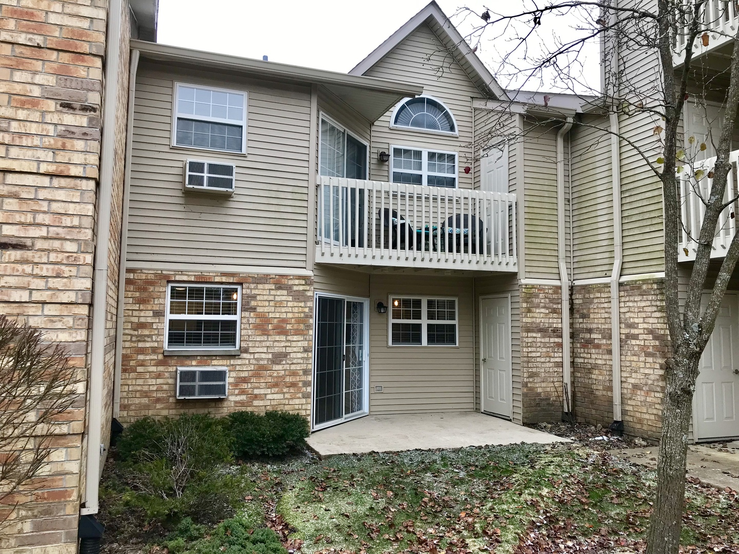 Fairfield Village in Round Lake Beach IL Homes for Sale Fairfield