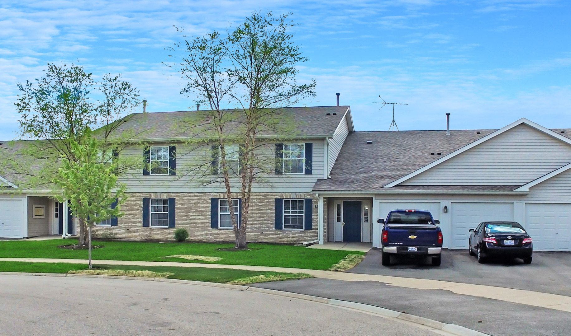 Fairfield Village in Round Lake Beach IL Homes for Sale Fairfield