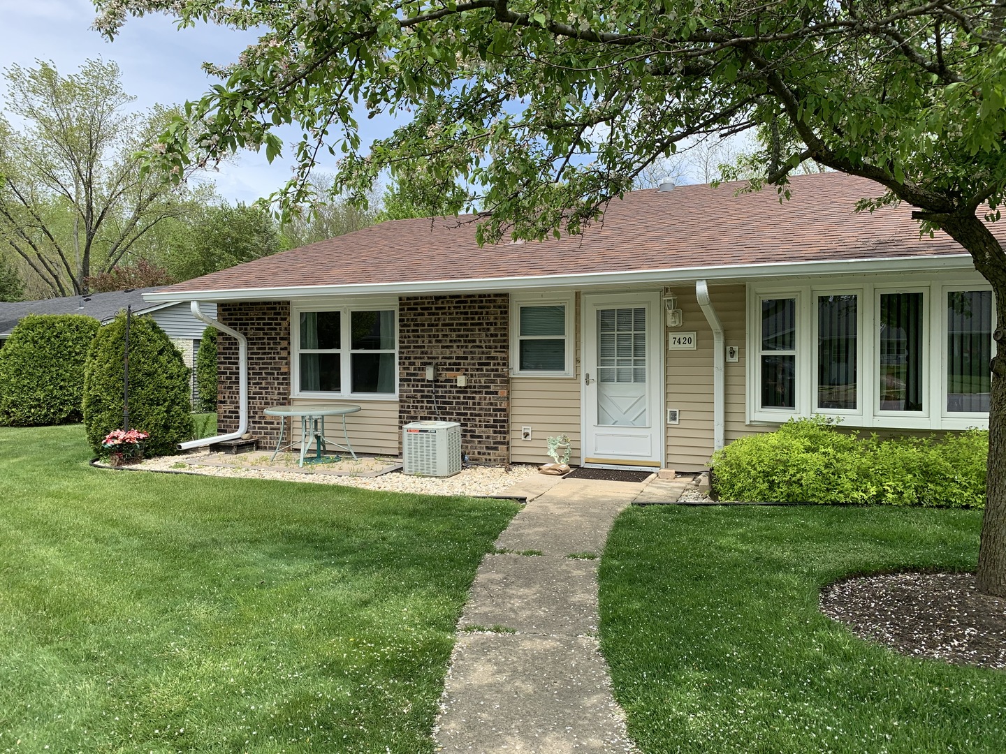 Leisure Village in Fox Lake IL Homes for Sale Leisure Village in Fox