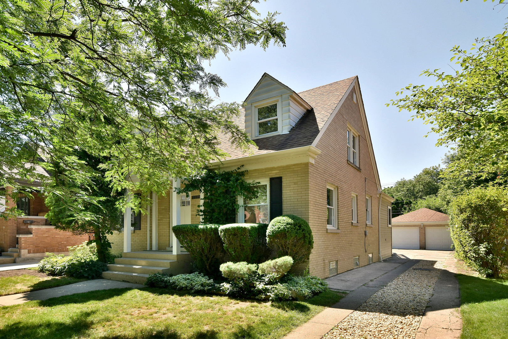 Edgebrook in Chicago IL Homes for Sale Edgebrook in Chicago Real