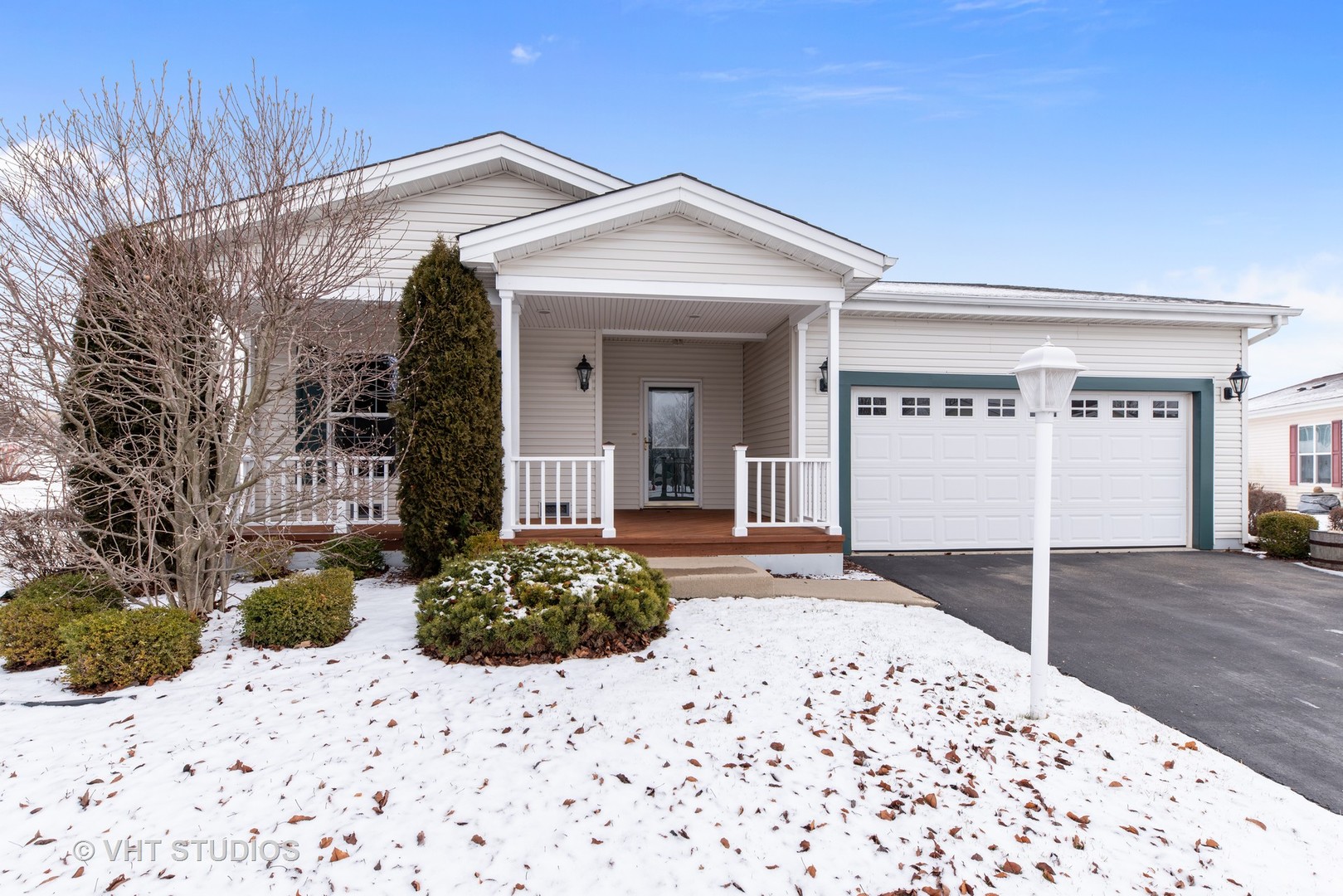 Saddlebrook Farms in Grayslake IL Homes for Sale Saddlebrook Farms in