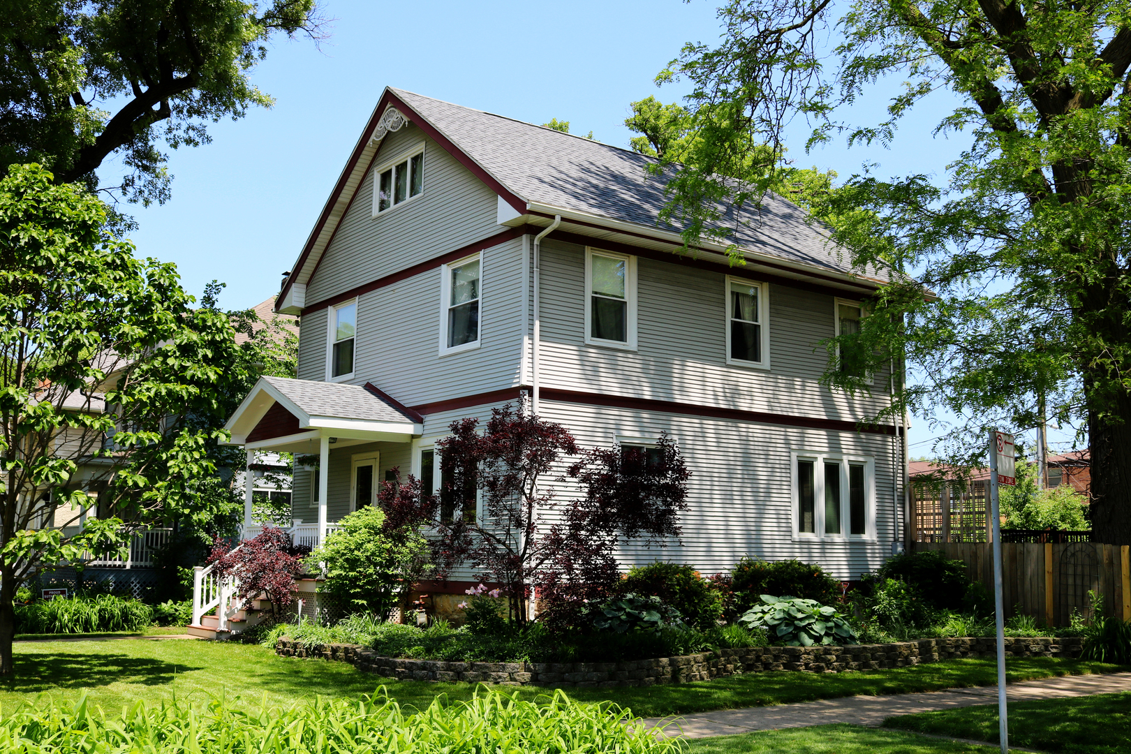 Beverly Real Estate & Beverly Chicago IL Homes For Sale Dream Town Realty