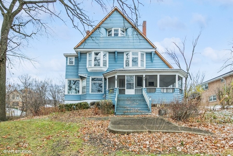 5 House in Beverly