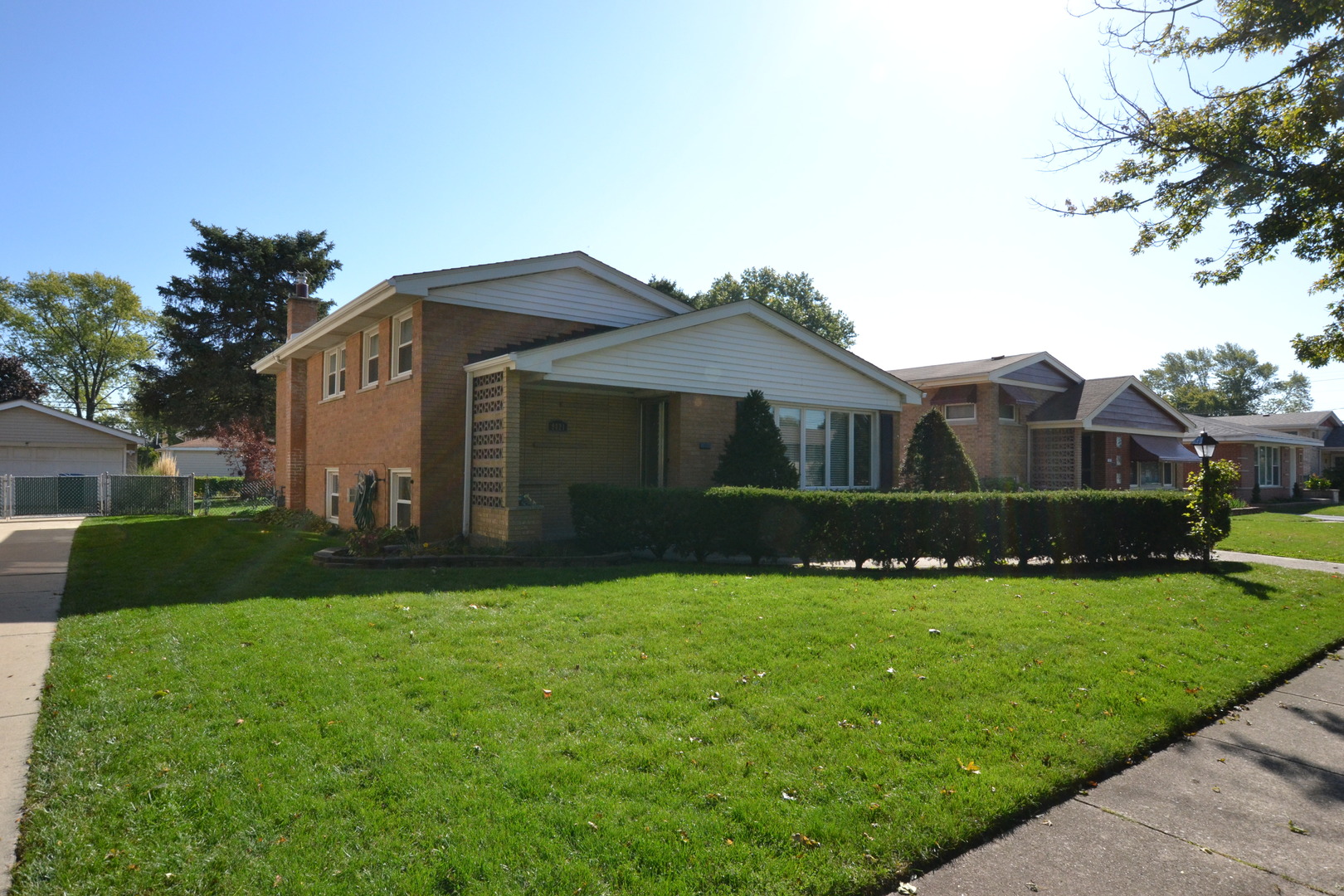 Photo of 9821 Kenton Oak Lawn IL 60453