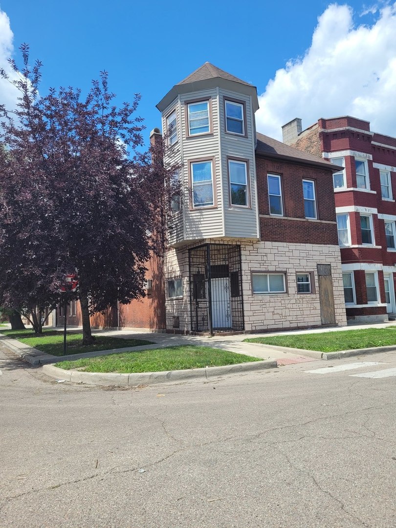 3 Apartment in South Chicago