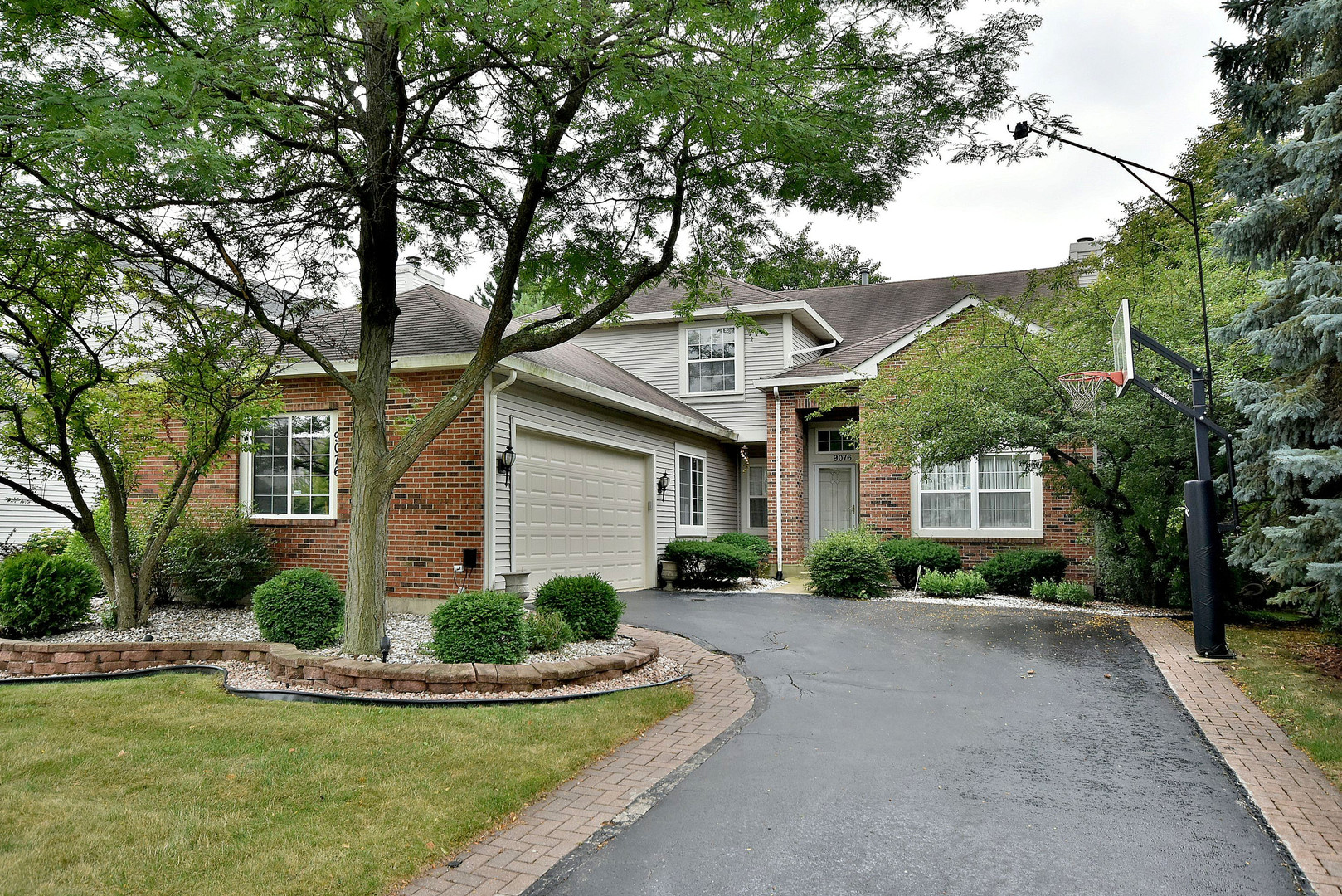 Woodridge IL Homes for Sale Woodridge Real Estate Bowers Realty Group