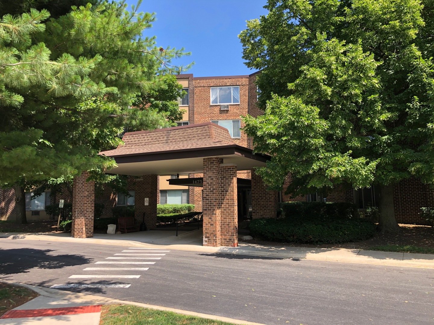 Moon Lake Village in Hoffman Estates IL Homes for Sale Moon Lake