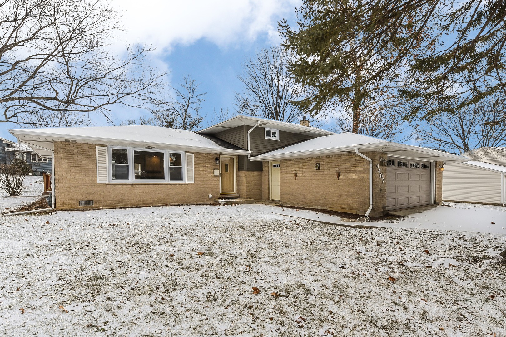 Photo of 4407 Thorntree ROLLING MEADOWS  60008