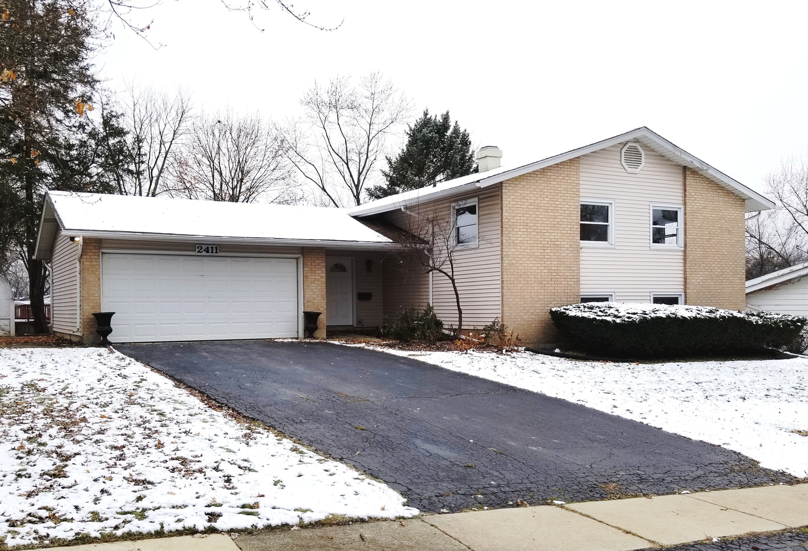 Woodridge IL Homes for Sale Woodridge Real Estate Bowers Realty Group