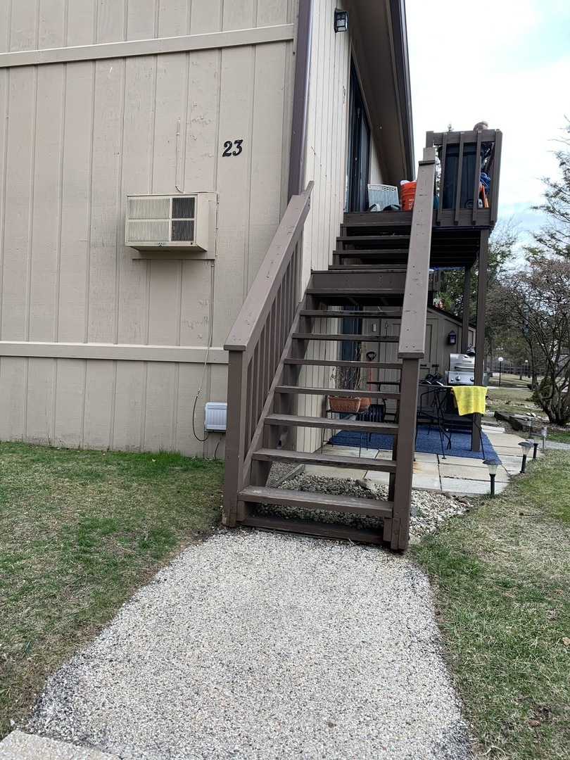 Vacation Village in Fox Lake IL Homes for Sale Vacation Village in