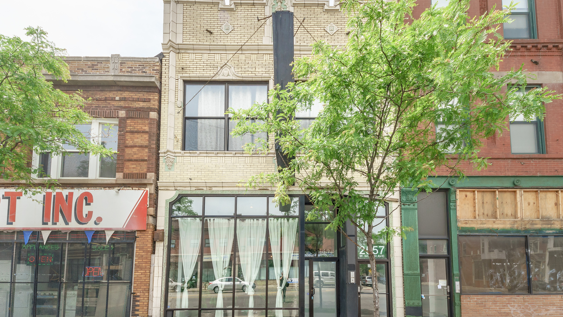 PropertyUP MLS 11025368 for Leased 2557 W North Chicago, Illinois 60647