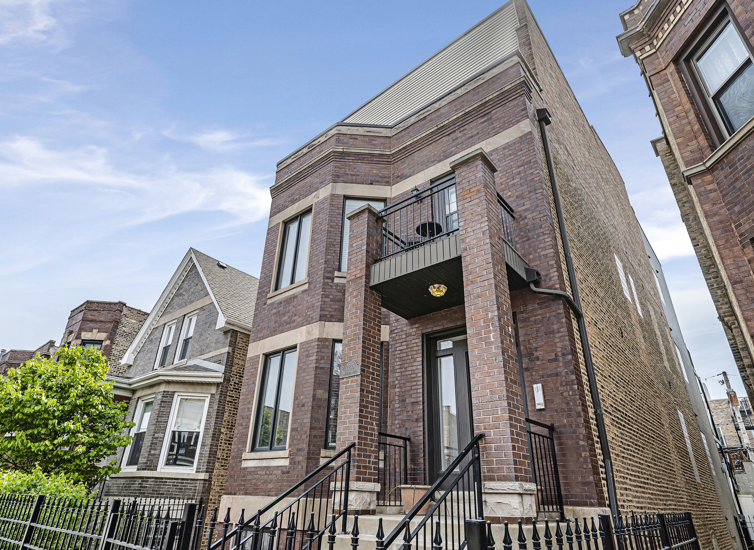 Ukrainian Village in Chicago IL Homes for Sale Ukrainian Village in