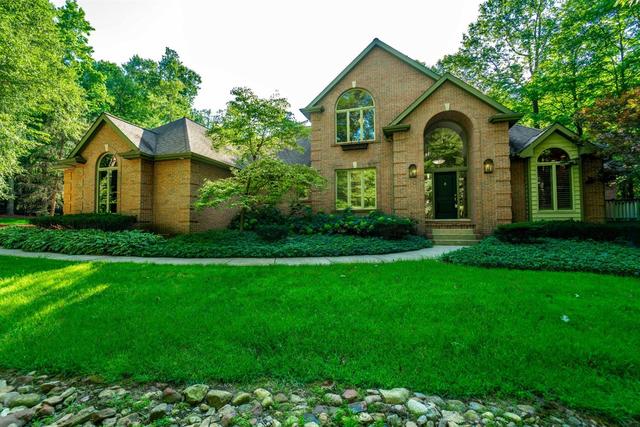 223 Crabapple Lane Valparaiso IN 46383