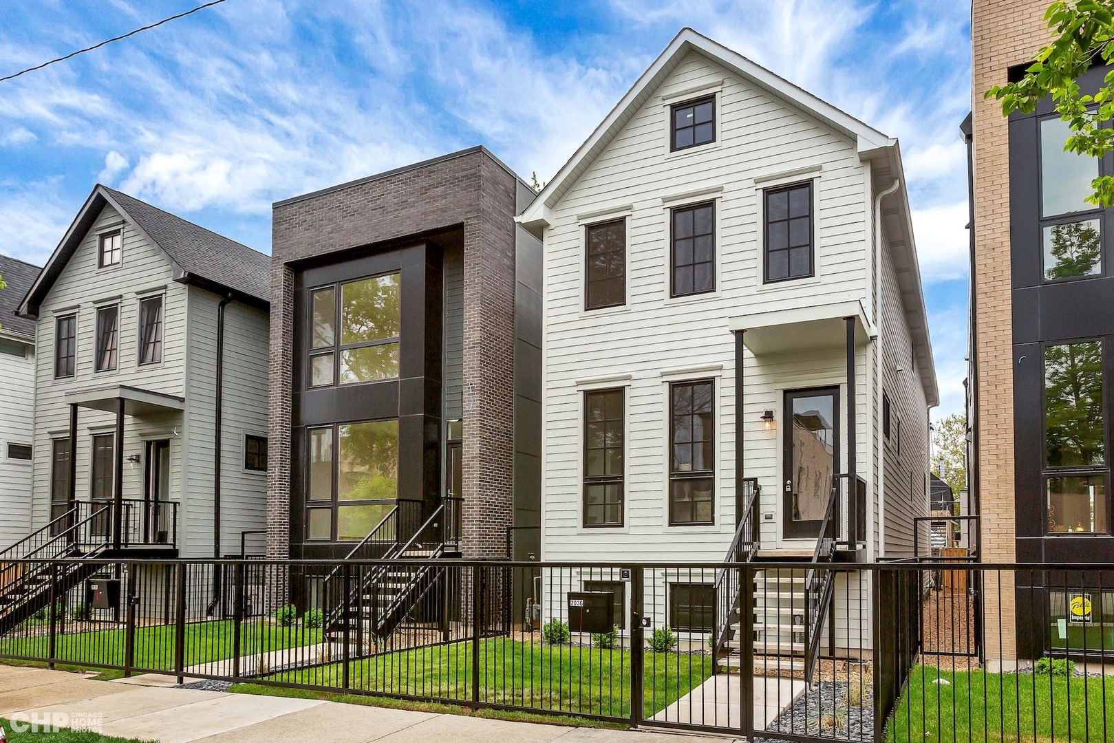5 House in Logan Square