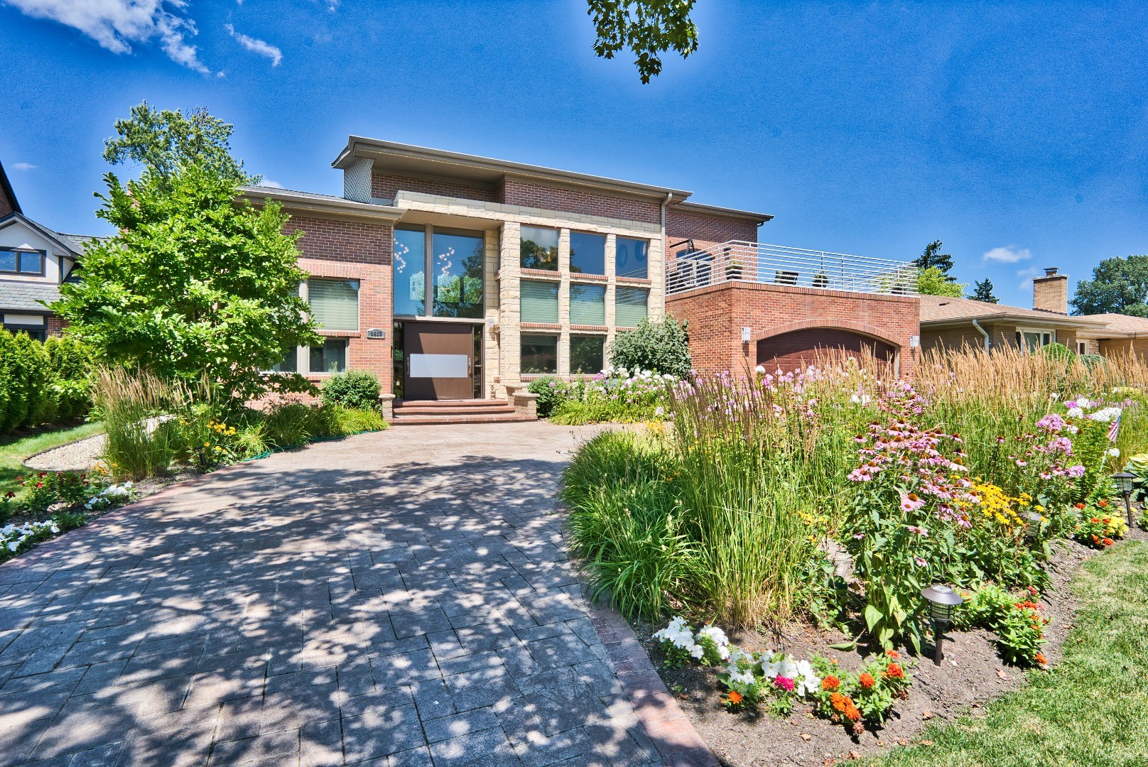 Lincolnwood Towers in Lincolnwood IL Homes for Sale Lincolnwood