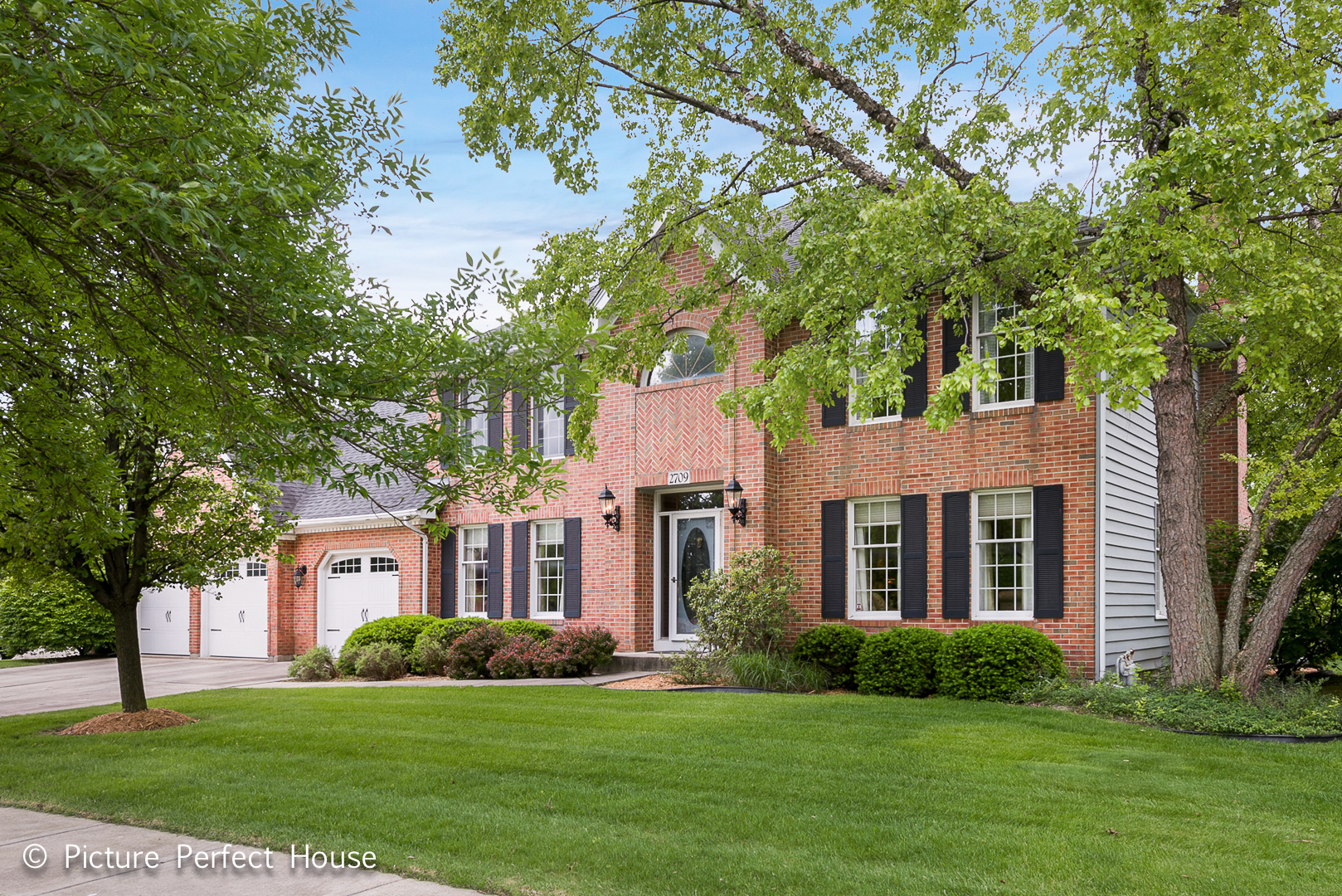 Knoch Knolls in Naperville IL Homes for Sale Knoch Knolls in