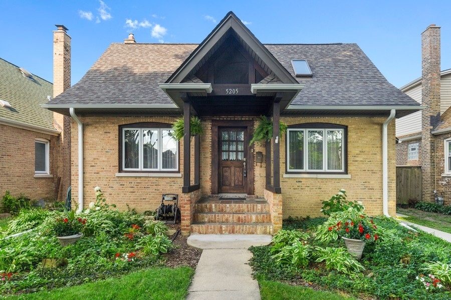 Chicago IL Homes for Sale Chicago Real Estate Bowers Realty Group