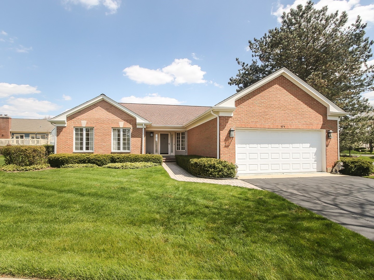 Inverness On The Pond in Inverness IL Homes for Sale Inverness On The