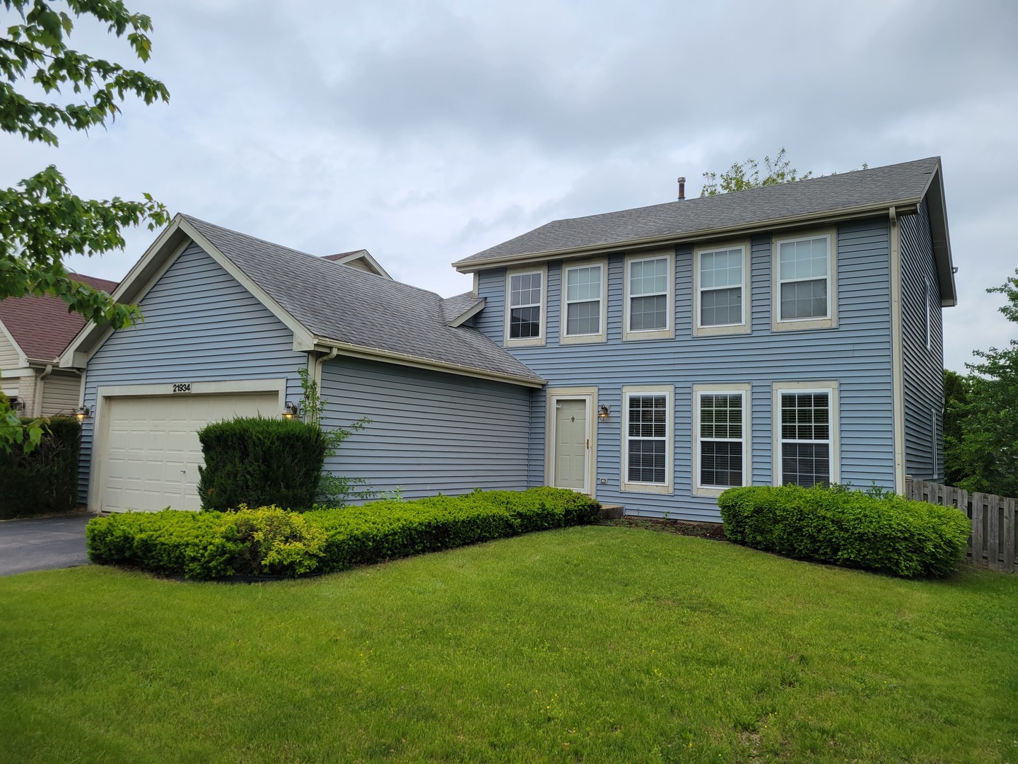 Lakewood Falls in Plainfield IL Homes for Sale Lakewood Falls in Plainfield Real Estate