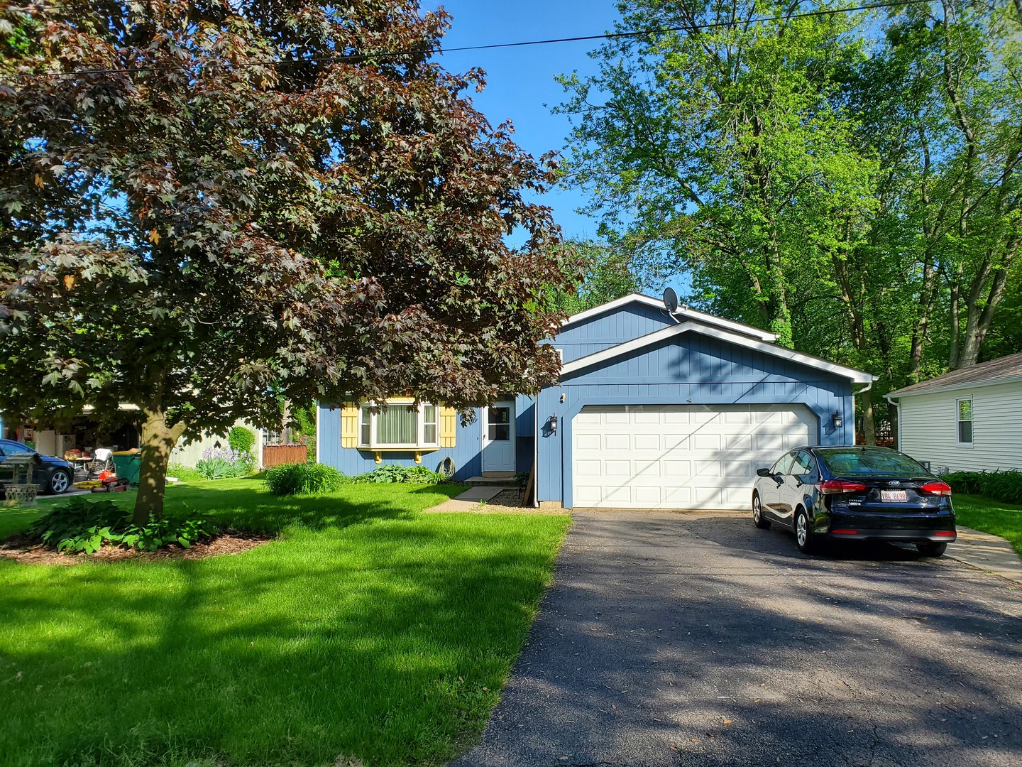 11 Sunshine , Third Lake, MLS 10733399 Berkshire Hathaway