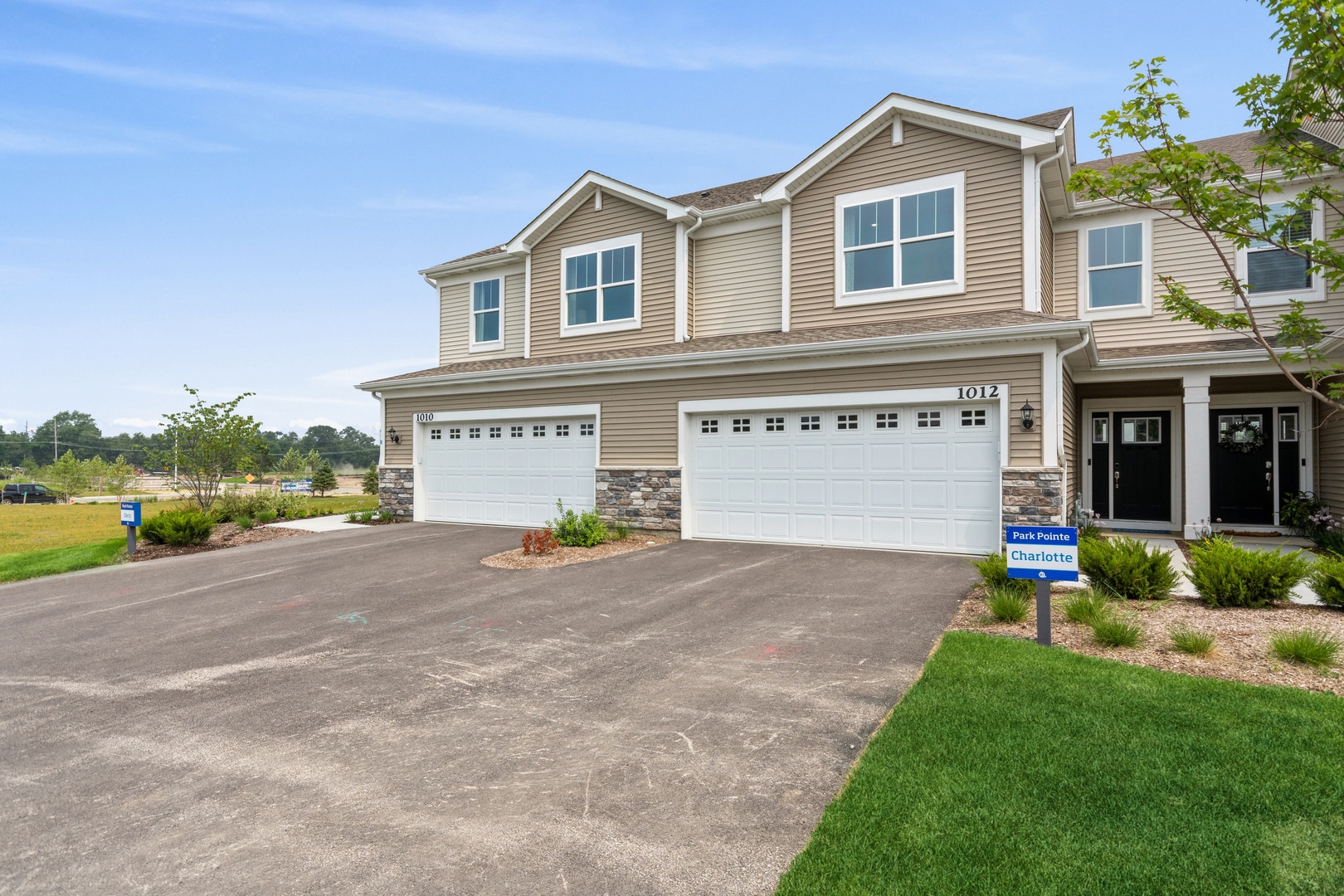 Creekside Crossing in Plainfield IL Homes for Sale Creekside Crossing