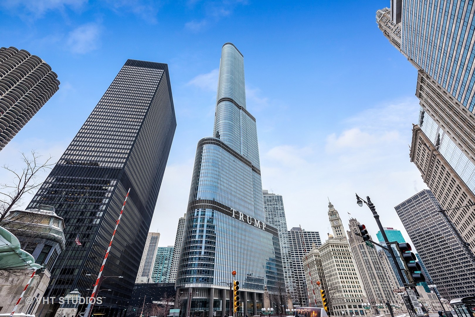 Trump International Hotel Tower 2018 World S Best Hotels Trump International Hotel And Tower 401 N Wabash Unit 63e