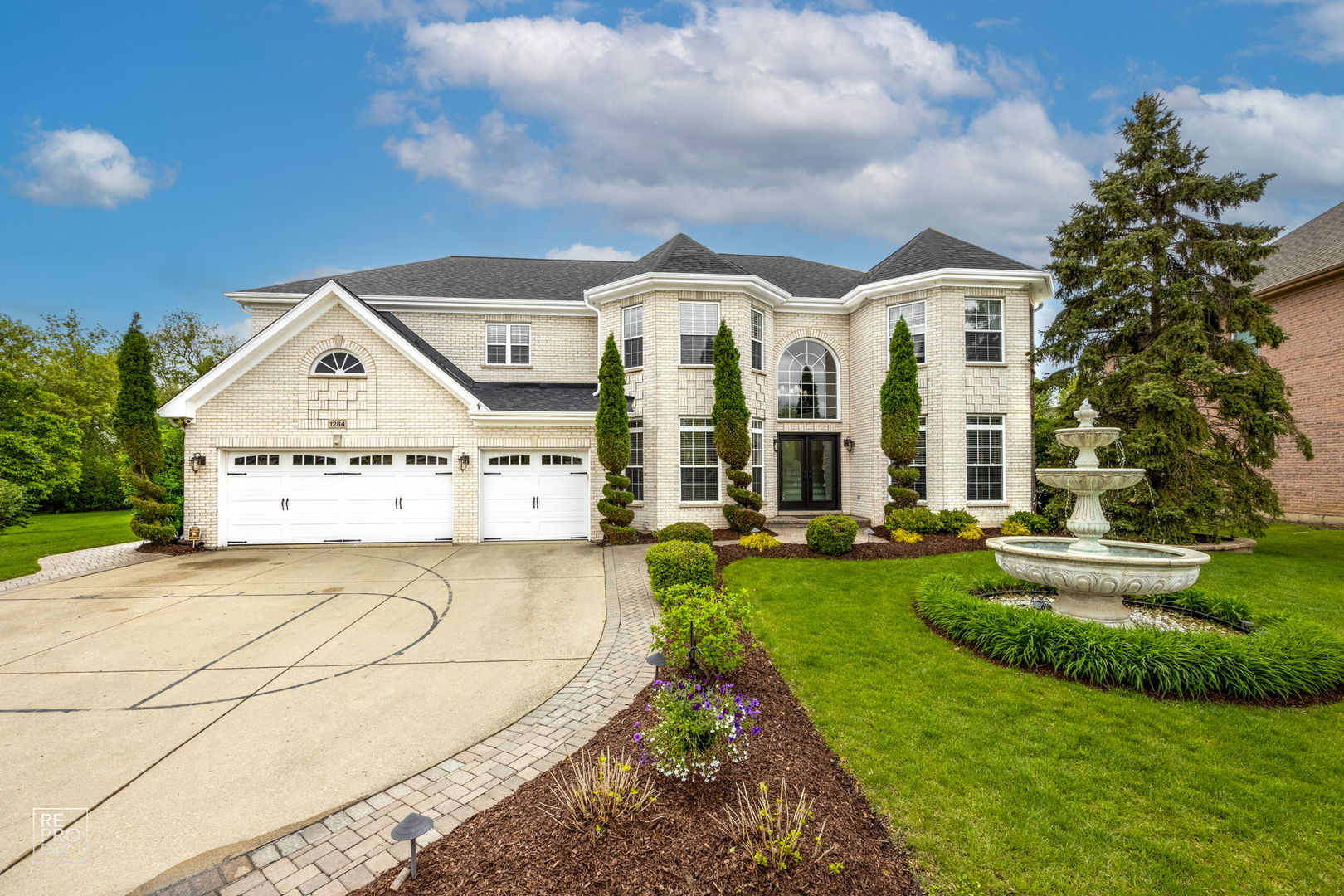 4 House in Palatine