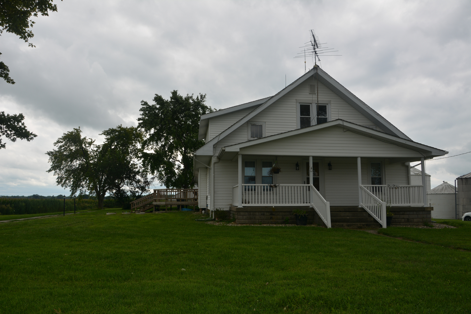 Photo of 22790 County Road 1750 N OAKLAND  61943