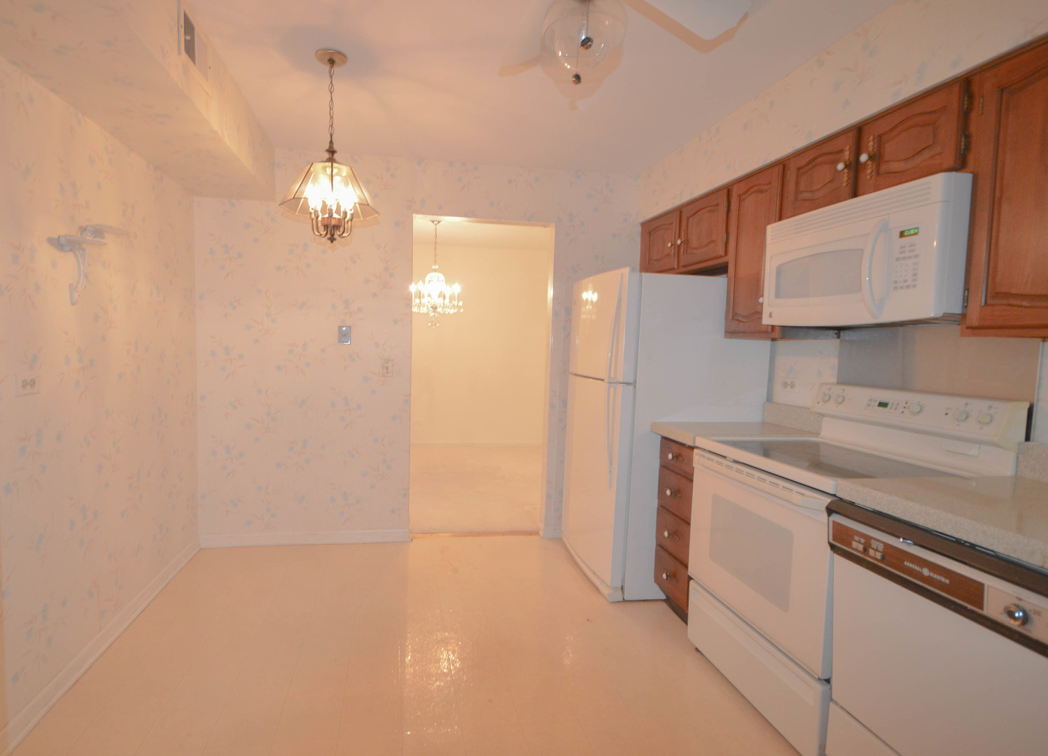 50 LAKE Boulevard 632