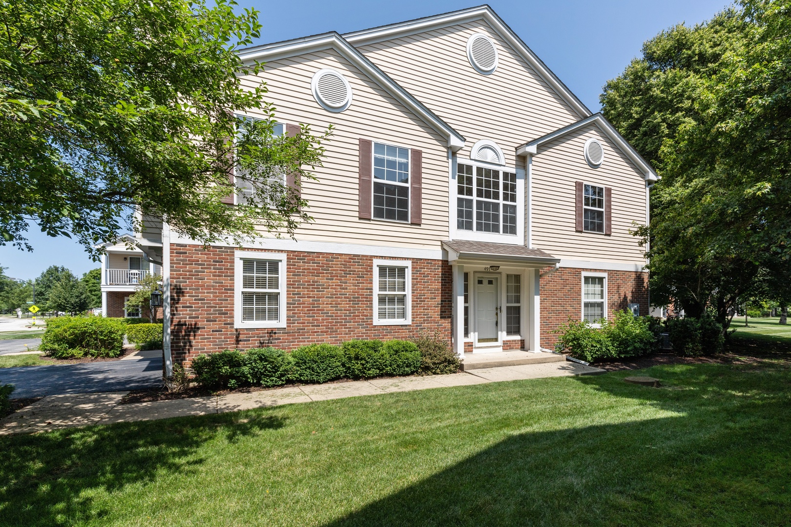 Carriages Of Grosse Pointe in Vernon Hills IL Homes for Sale