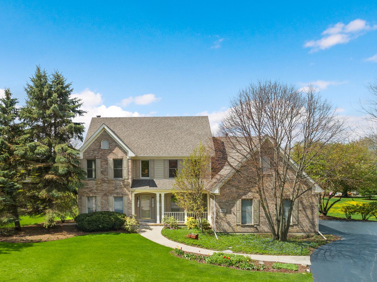 Black Walnut Trails in Sugar Grove IL Homes for Sale Black Walnut