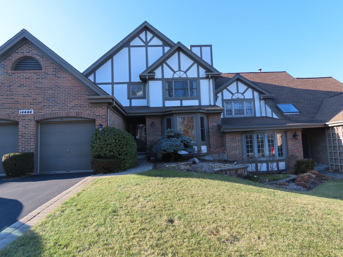 2 House in Orland Park