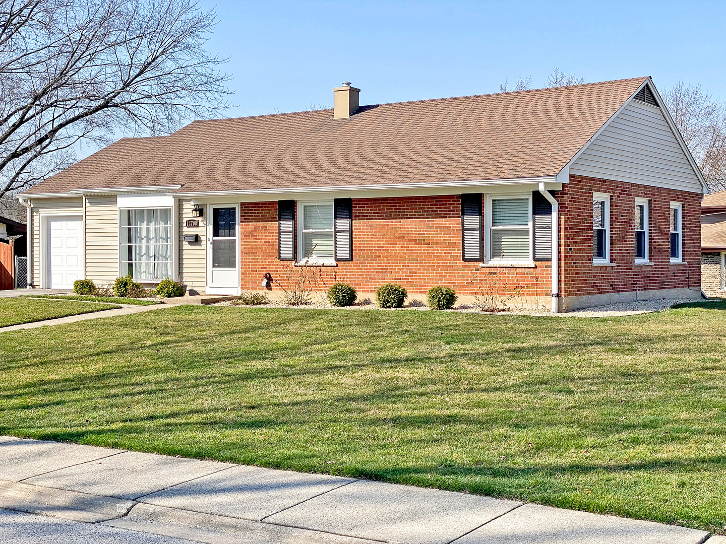 3 House in Orland Park
