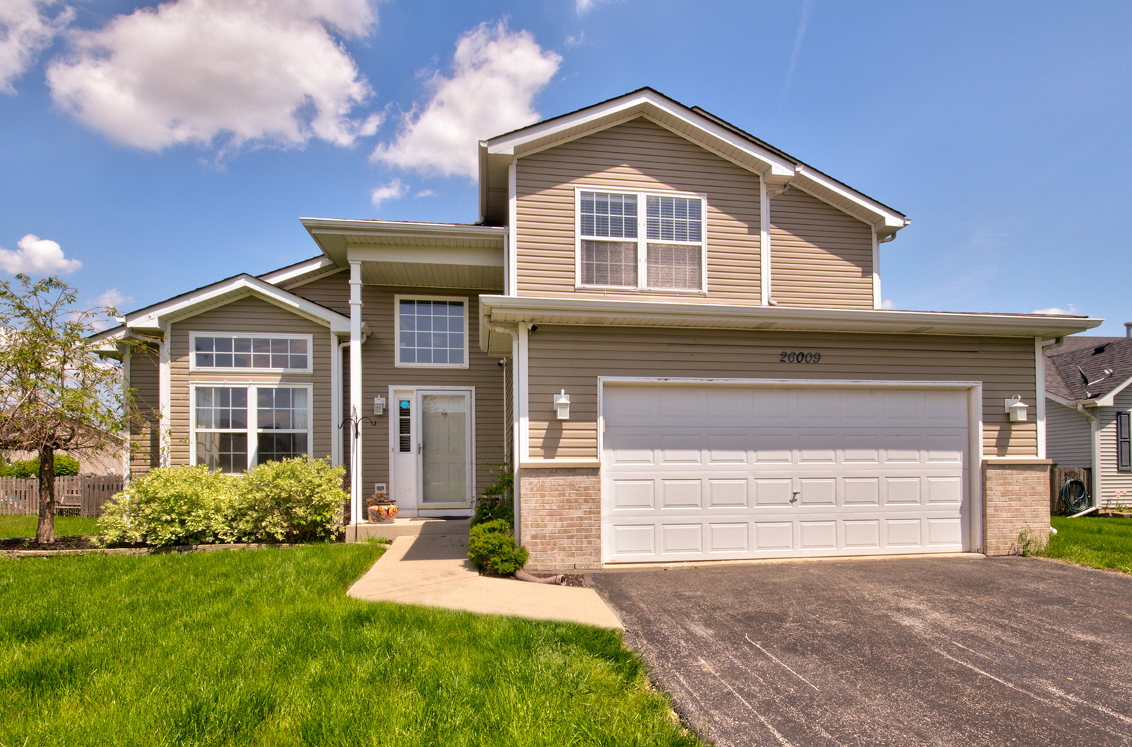 Hunters Crossing in Channahon IL Homes for Sale Hunters Crossing in