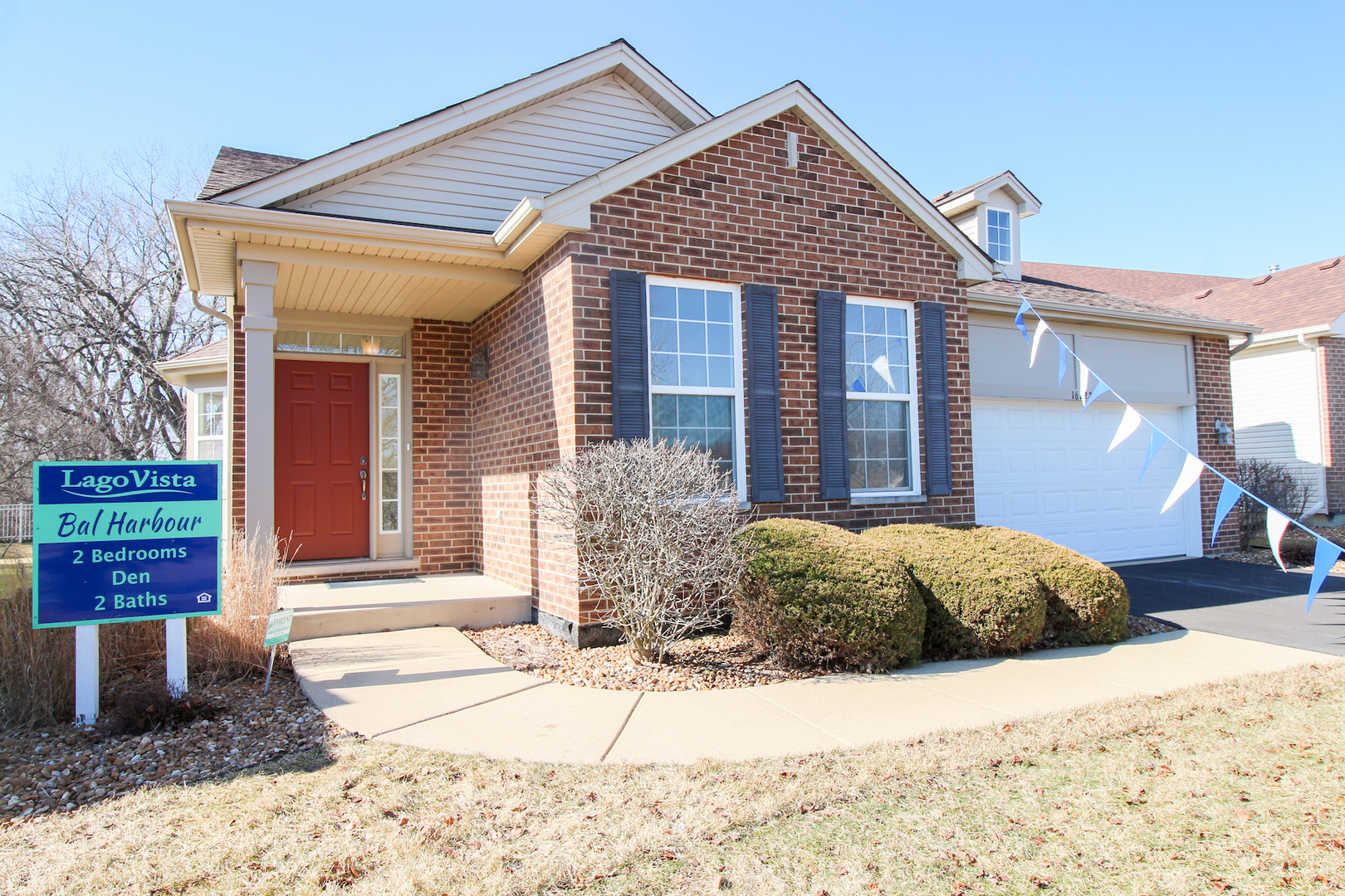 Lago Vista in Lockport IL Homes for Sale Lago Vista in Lockport Real