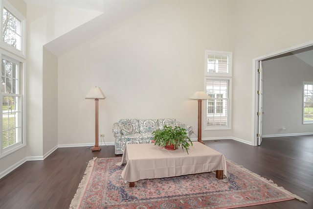 549 Coventry Lane